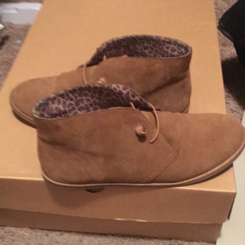 Booties - Picture 3 of 5